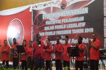 DPC PDIP Asmat syukuran kemenangan Pemilu Legislatif dan Presiden 2019