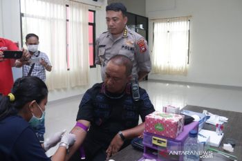 Polda Kepri cek kesehatan personel yang selesai tugas di Natuna