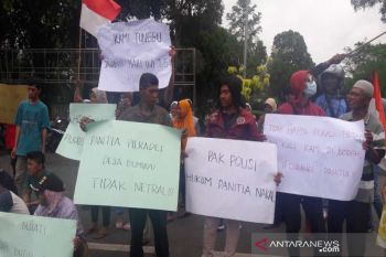 Pilkades serentak di Temanggung diminta diulang