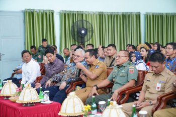 Pemprov minta Kemenakertrans berikan pelatihan kepada petani nelayan Sulsel