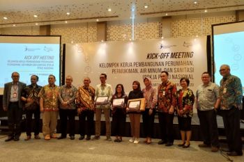 Peduli sanitasi dua pemudi Lampung raih prestasi Nugroho Tri Utomo Writing Contest