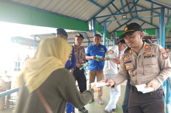 Saber Pungli tangkap dua mahasiswa terkait bantuan ponpes