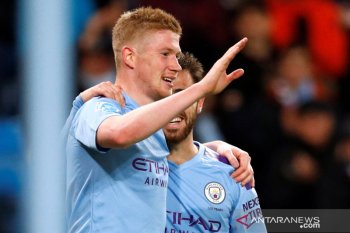 Gol Hernandez dan Bruyne antar Man City menang atas West Ham