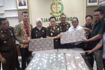 Alay secepatnya kembalikan sisa uang pengganti ke Kejati Lampung