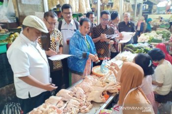 Harga daging dan telur ayam di Solo kembali naik