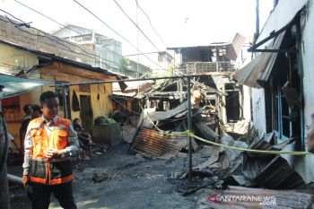 BAZNAS BANTU KORBAN KEBAKARAN