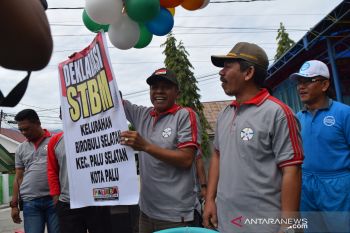 Warga Palu  deklarasi sanitasi total berbasis masyarakat
