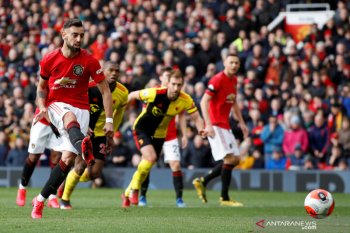 Berbatov yakini MU masih berpeluang besar finis urutan keempat