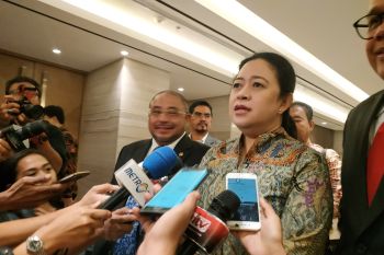 Puan tekankan pentingnya gotong royong agar DPR lebih dipercaya publik
