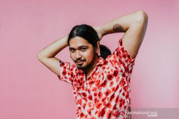 Petra Sihombing rilis "Astrologi" yang terinspirasi  rasi bintang