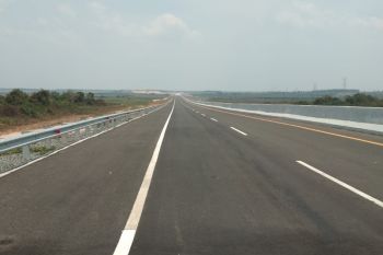 Hutama Karya didorong tuntaskan Tol Trans Sumatera