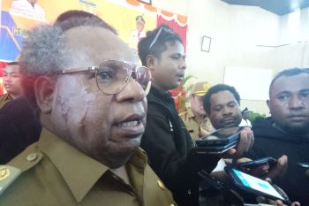 Bupati Mimika Omaleng: Dana desa bukan untuk beli amunisi