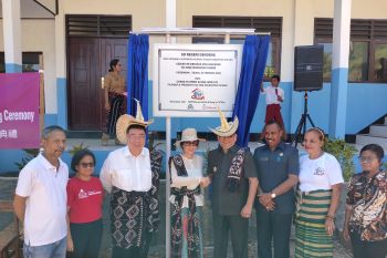 TX Foundation minta lembaga pendidikan di Kupang tingkatkan prestasi