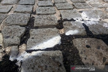 Penyelenggara Formula E sebut aspal uji coba telah bersih