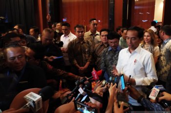 Jokowi : Microsoft akan investasi untuk bangun pusat data