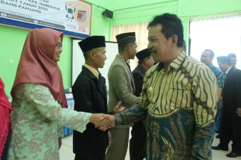 KPU Padang Panjang lantik anggota PPK untuk Pilgub 2020