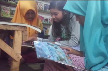 Setiap hari, BMX Pustaka dipenuhi anak-anak baca buku