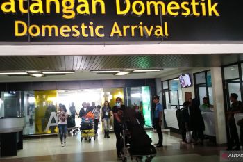 Harga tiket pesawat sumbang deflasi di Padang