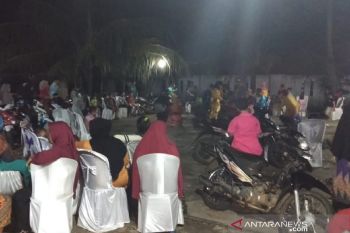Anggota DPRD peraih suara terbanyak Pileg Dharmasraya gelar syukuran
