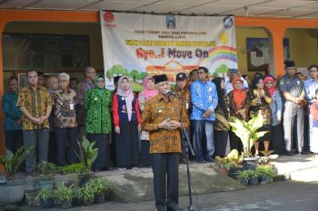 Bupati Sleman pimpin Deklarasi Ayo Move On SMPN 1 Turi