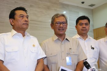 Kemenkes tegaskan kakak dan asisten rumah tangga negatif COVID-19