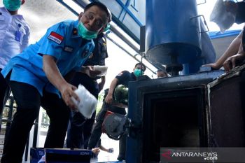 BNN Sulsel musnahkan barang bukti