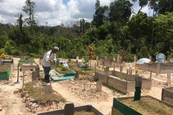 Pelarangan semenisasi makam