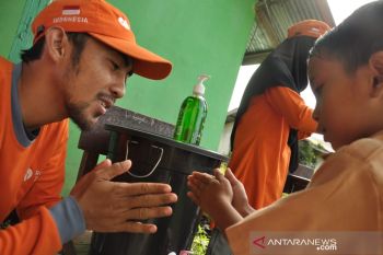 Rumah Zakat inisiasi penyuluhan hidup bersih cegah COVID-19