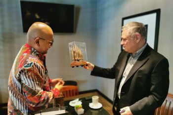Produk suku cadang otomotif transaksi 4,07 juta dolar AS