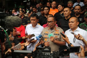Dua jenis masker, Polisi minta masyarakat cermat dalam memilih masker