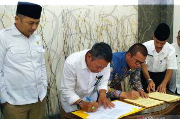 Solok Selatan dan BBTNKS sepakat tingkatkan Jalan Tandai di zona khusus TNKS