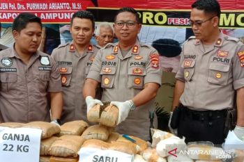 Polres Lampung Selatan gagalkan penyelundupan sabu-sabu dan ganja