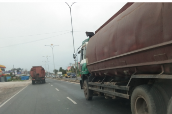 Tronton dan kendaraan besar makin ramai lintasi Jalinsum