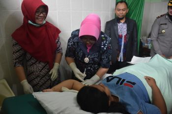 Wabup Sleman turun tangan langsung lakukan pemasangan terhadap peserta KB