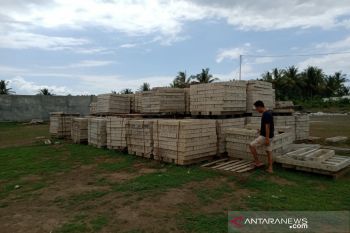 Polisi menyerahkan hasil analisis fisik RTG Pringgabaya ke BPKP