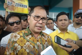 Kandidat pilkada Kota Makassar Danny Pomanto belum pasti maju bersama Zunnun
