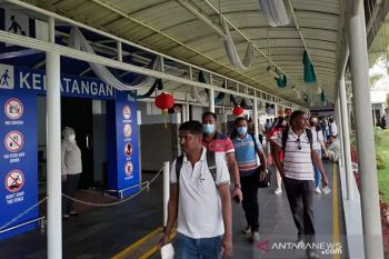 Tiga WNI dirawat ICU di Singapura terkait COVID-19