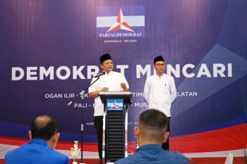 Pasangan Enos-Yudha usung tiga program gaet Partai Demokrat