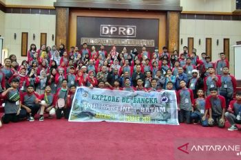 Siswa SMP Kartini 1 Batam belajar sejarah di Mentok