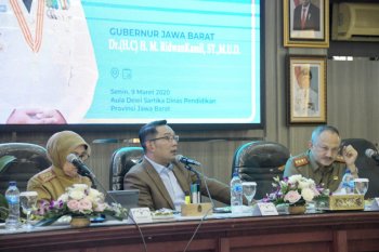 Gubernur Ridwan Kamil minta fasilitas cuci tangan di sekolah diperbanyak