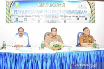 Disperindagkop Natuna tingkatkan ekonomi masyarakat melalui koperasi