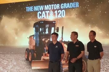 Trakindo luncurkan motor grader Cat 120 untuk wilayah Kalsel