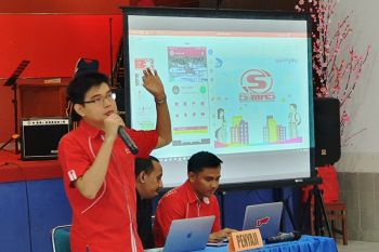 Telkomsel luncurkan aplikasi SIMAS 2.0 di SMA Kalam Kudus Kota Jayapura