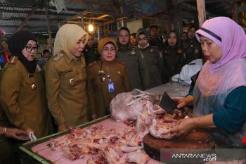 Palembang  akan operasi pasar respons kenaikan harga gula pasir
