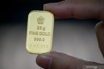 Harga emas menguat