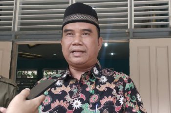 SMA Muhammdiyah 1 Pontianak belajar mendaur ulang sampah sebagai seni