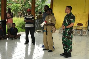 Kepala suku: Warga kampung Kibay sangat antusias dukung program TMMD