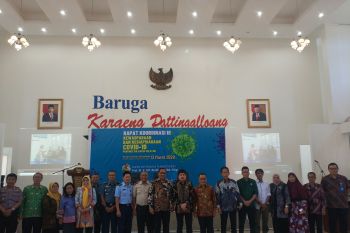 Pemprov Sulsel bahas kewaspadaan dan pencegahan COVID-19