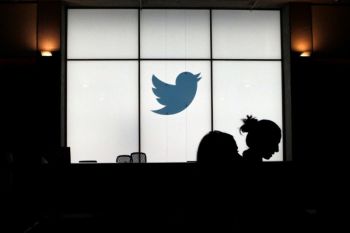 Staf Twitter diperintahkan bekerja dari rumah terkait COVID-19