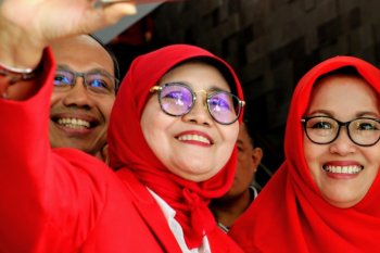 Unhas tiadakan jabat tangan pada Dies Natalis ke-68 cegah COVID-19